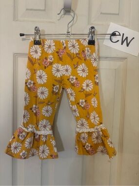 Wildflowers Mustard Yellow Floral Ruffle Hem Leggings
